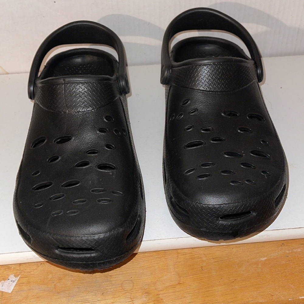 SLIP ON - Picture 2 of 4